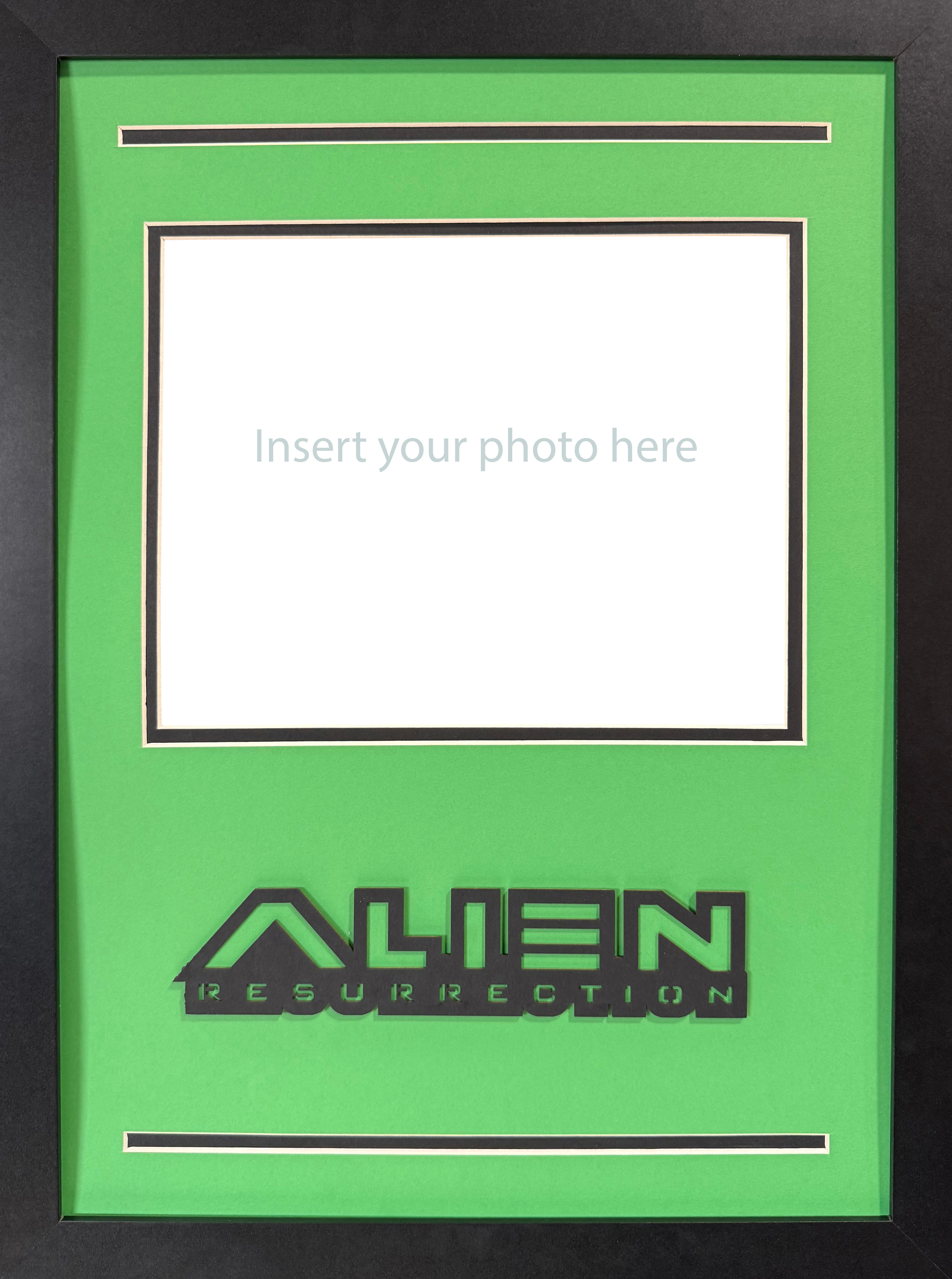 Alien Resurrection Custom 8x10 Landscape Photo Frame Comic-Con